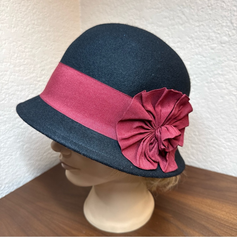Manhattan Hat Company Women’s 100% Wool Felt Black Fedora Burgundy Bow Hat Sz OS